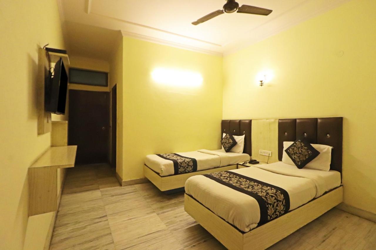 Silver Shine New Delhi - Comfort Stay Exterior foto
